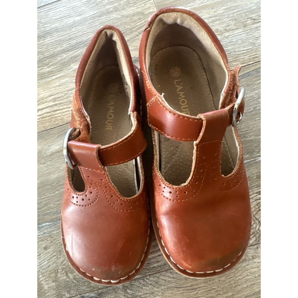 L'Amour Girls Brown Leather T-Strap Brogue Shoes Size 12 F-526